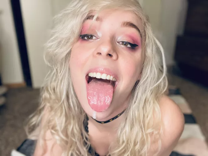 Would you let me suck you off every day? by brokencatrobot