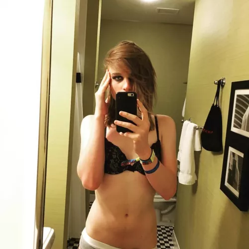 Would you let me suck your cock if I did my makeup like this? by AvaShade