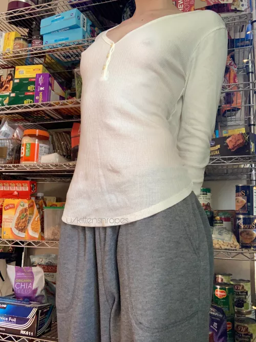 Would you like a snack from the pantry? 🍴 by kittensnropes