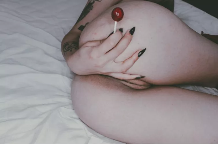 Would you like a taste of my lollipop? by asukavioletof