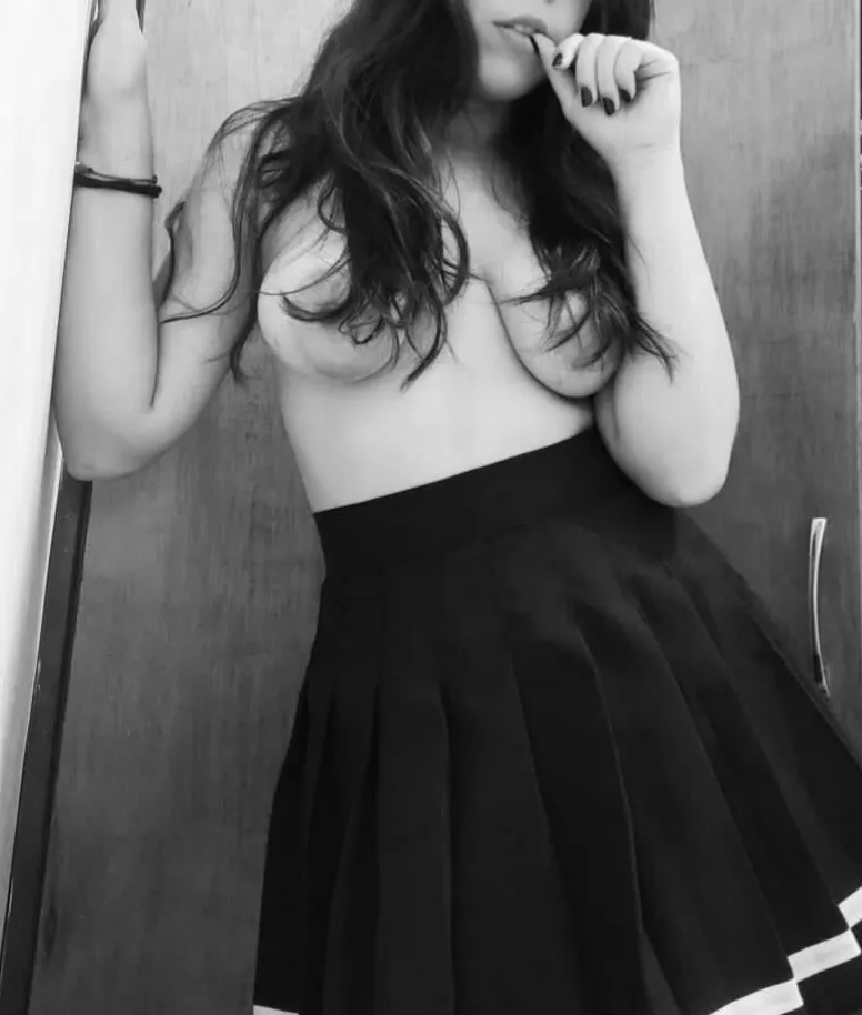 Would you like to figure out how cute is it the thing under my skirt? Kik and snap: mialaylab (seller) posted by Mia_layla21