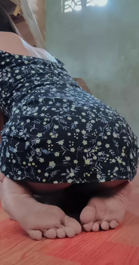 Would you like to just stare at my feet or pull up my dress? Check the comment down below. by sunsetgirl1021