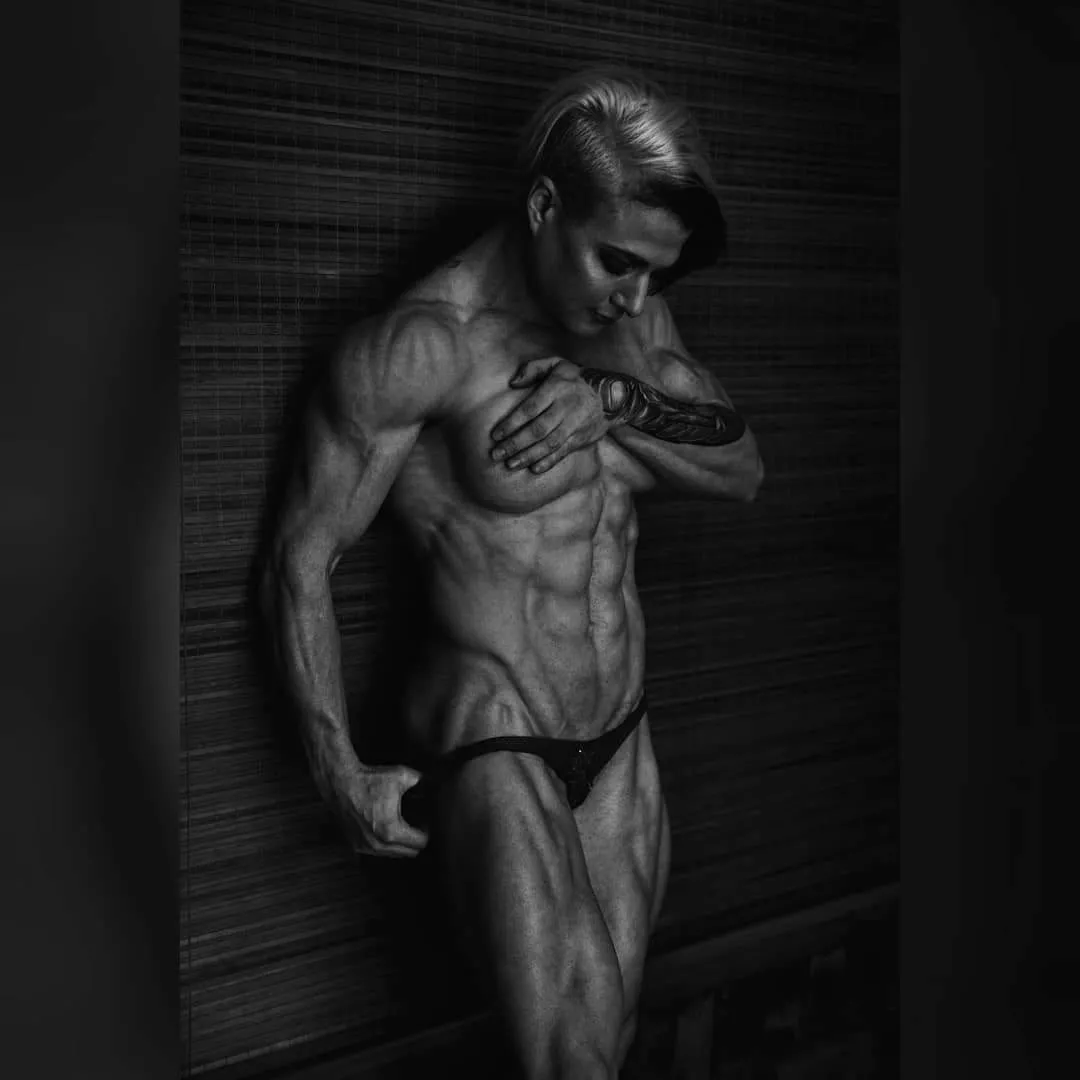 Would you like to oil me up posted by Leekeyrouz