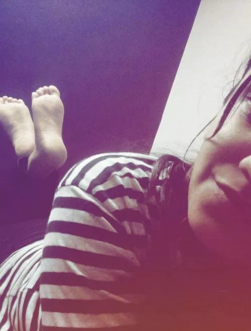 Would you like to put something in between them? by AaruBruh