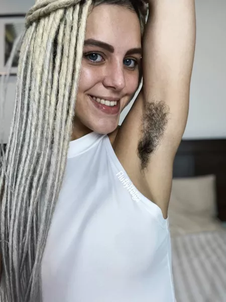 would you like to smell me?😋 by FluffyHelga