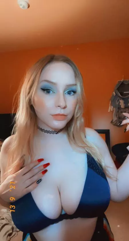 Would you make me your slut? by ForFun990