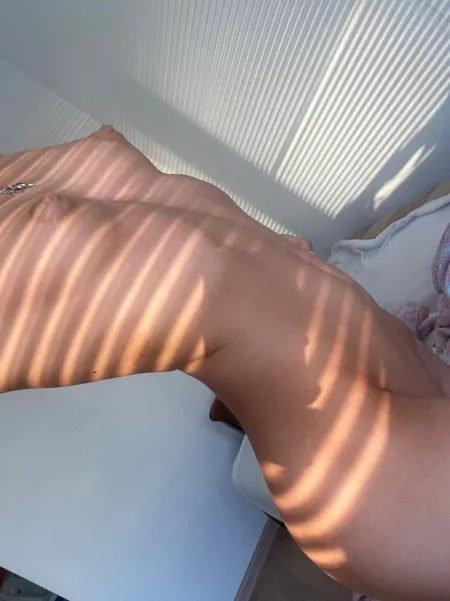 would you masturbate to my nudes? by ritamoll01