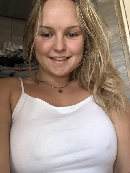 Would you notice me in public? by Lacey-xx