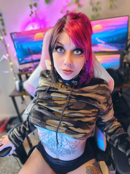 Would you play with me? by nekonoireart