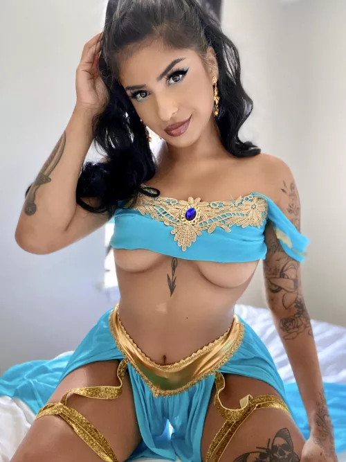 Would you pound my Princess pussy? by slaysheslays