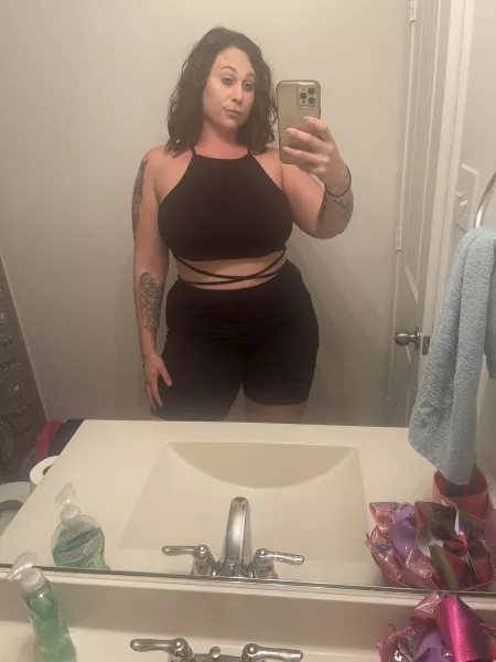 Would you pound my wife? by Mywifelikesitbig