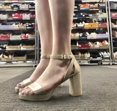 Would you say hello if you saw me taking feet pics in public?? by GretaTarsals