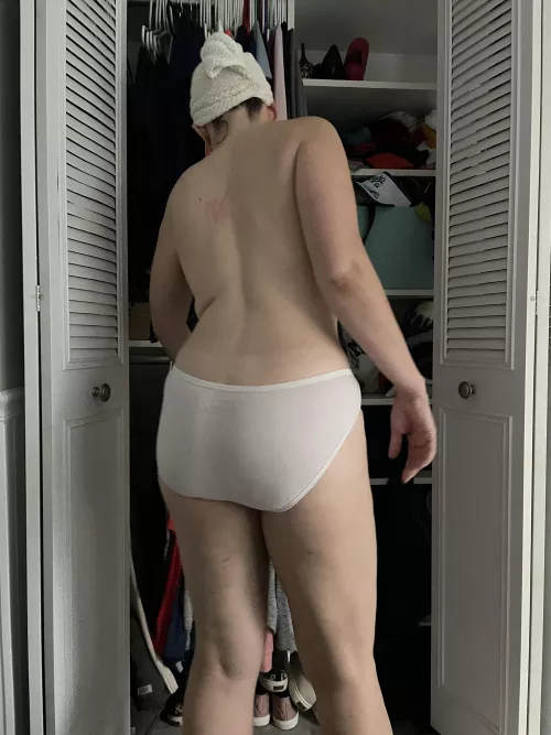 Would you skip work and fuck my wife all day? by EmilySequoia