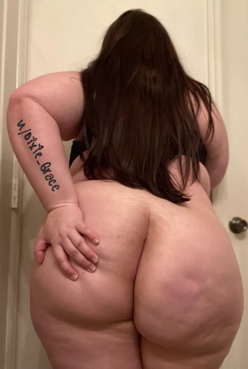 Would you spank me? by Dixie_Grace