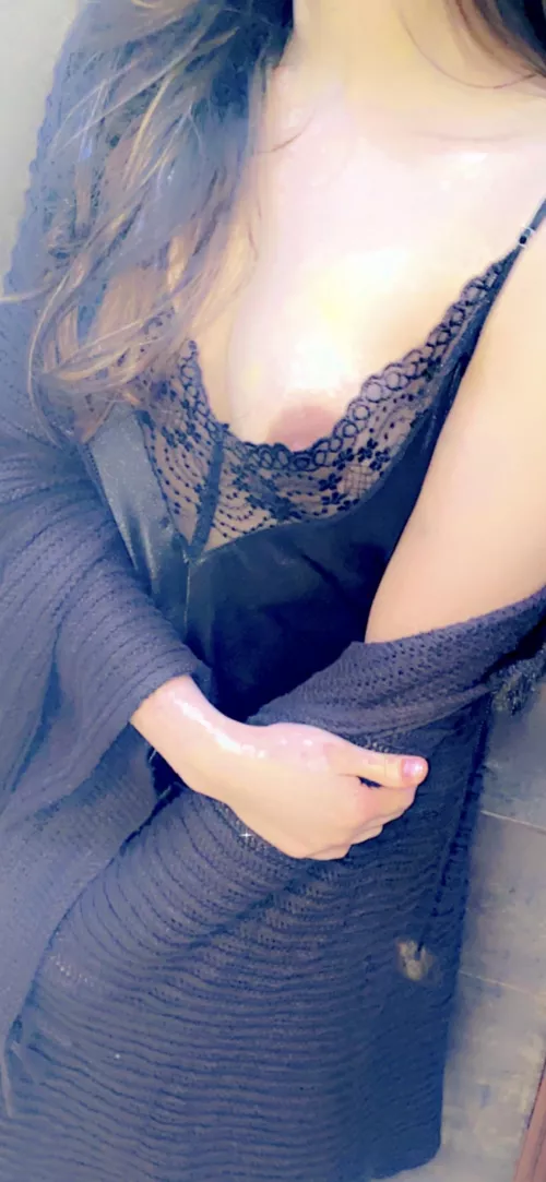 Would you stare at me if you see me like this in a party(f) by funtwobe