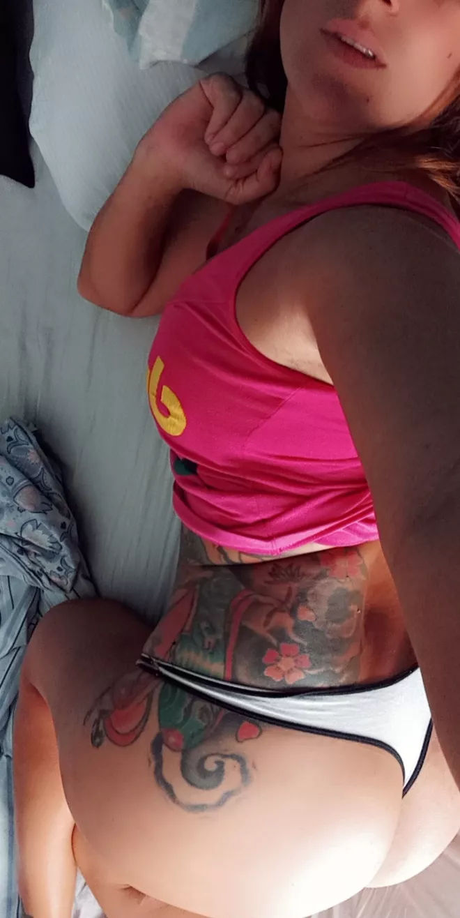 Would you stay with mommy for v day? 😍 posted by reddishlulu