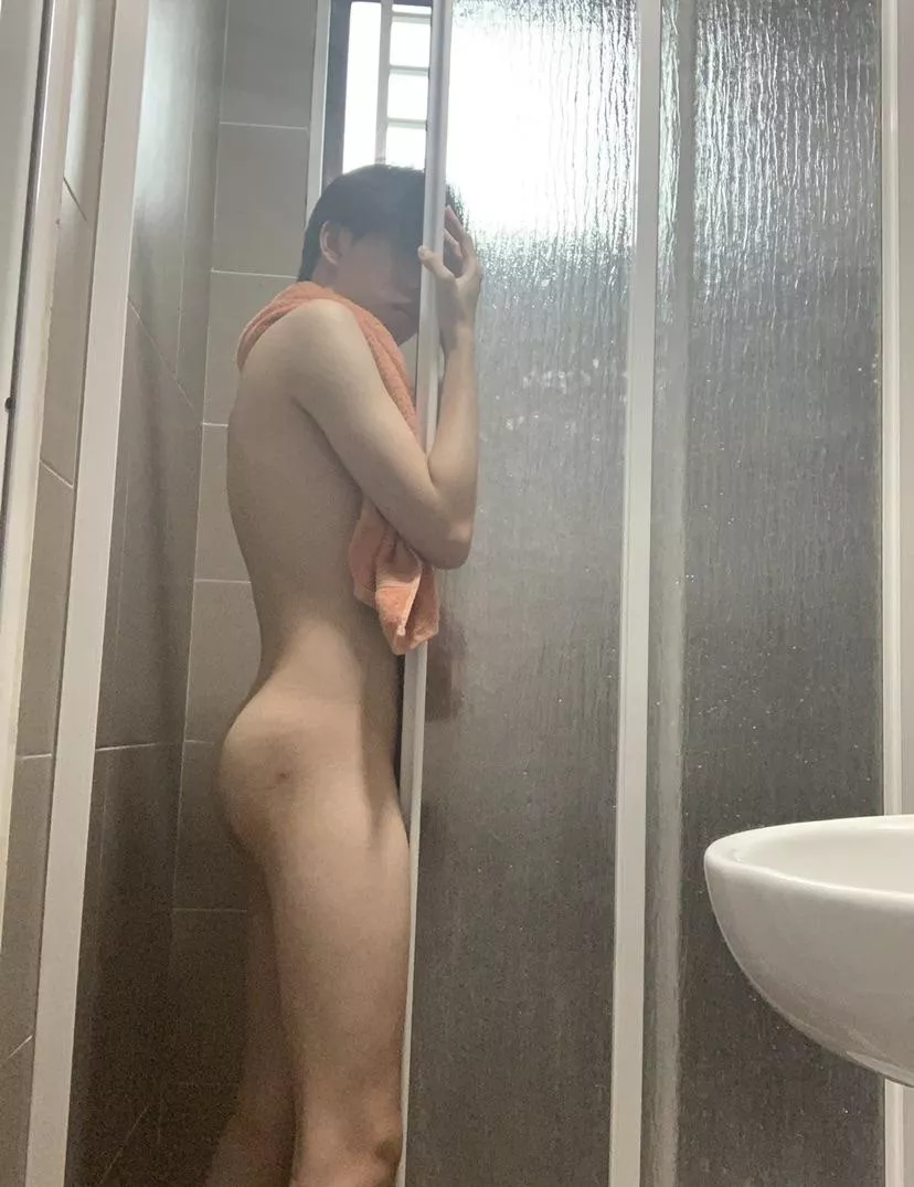 would you step in and join me? 😉 posted by Cheschestan