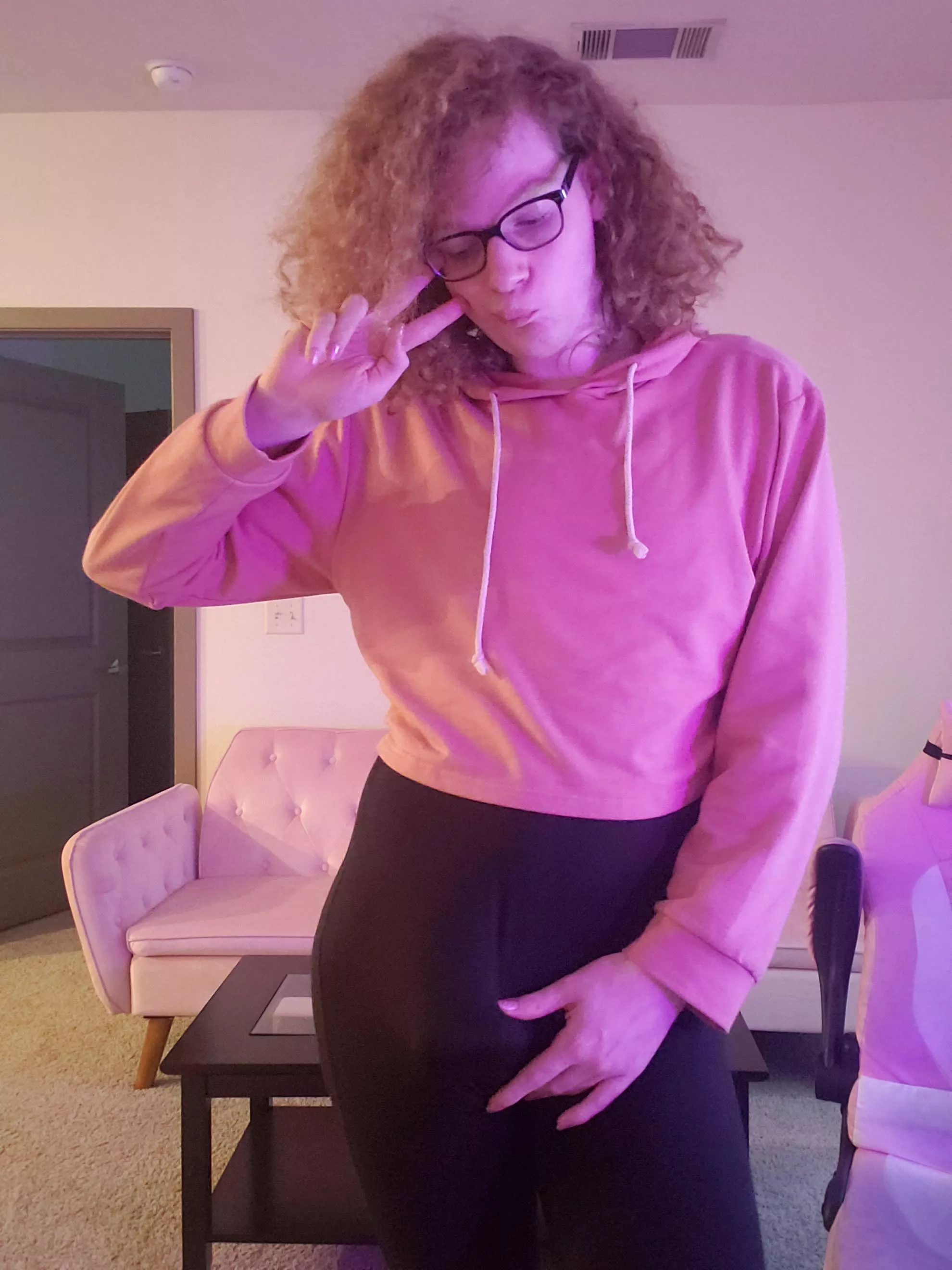 Would you still join me in a workout if you saw this bulge? 😳 posted by tgirl-fun