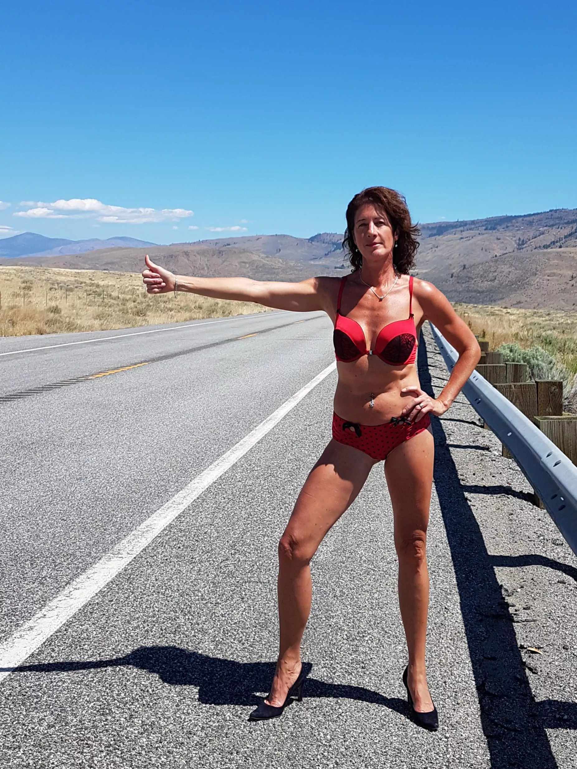 would you stop for a quicky? posted by sheswitmeHOT