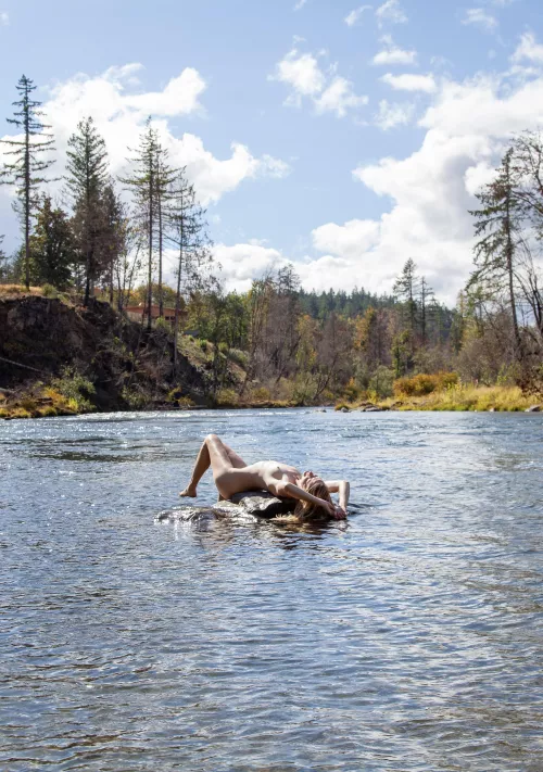 Would you swim out to me? [f] by jenny_babe