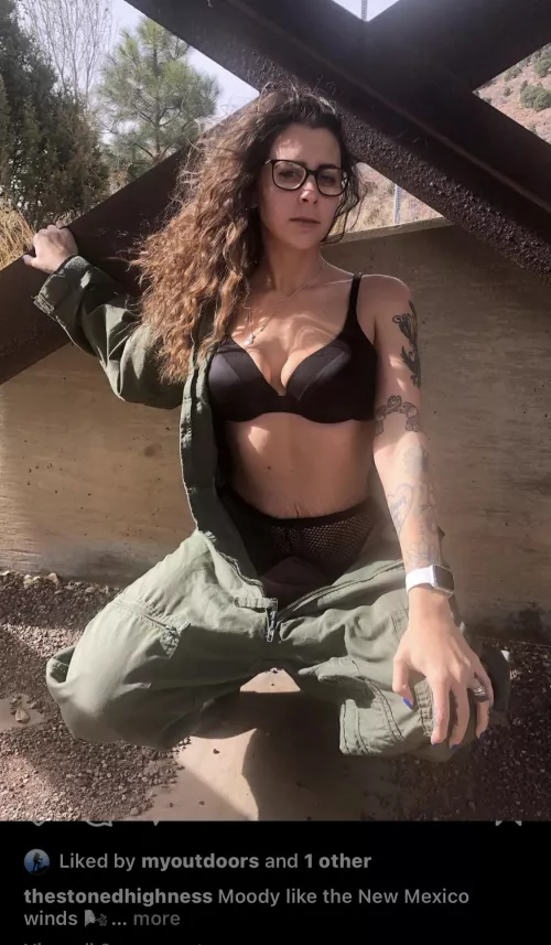 Would you take a hike with me? ⛰ by TheStonedHighness