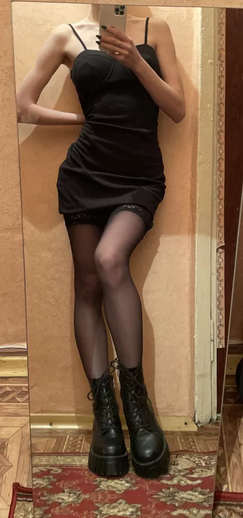 would you take me in our first date if I'll wear that outfit?[F] by Your-addiction