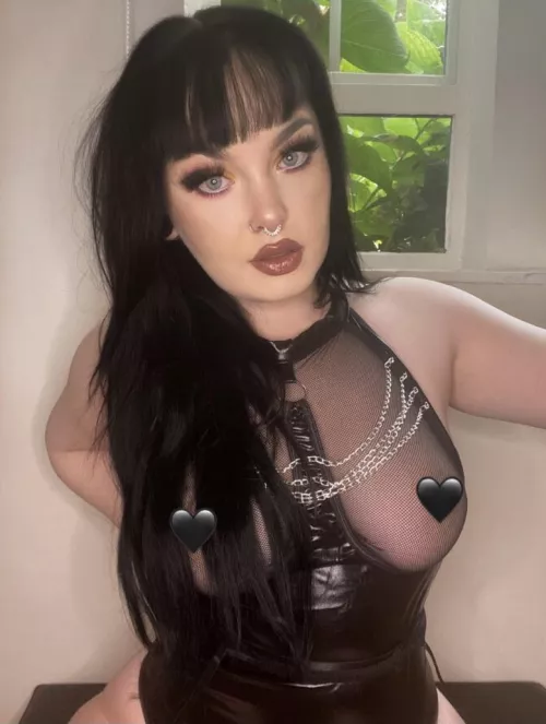 Would you take me on a date? by Hex_d0ll