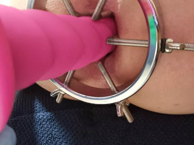 Would you touch the sides? by LunaLovesKittens