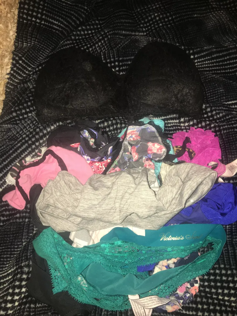 Would you trust me with your suitcase of clothes. Or looking after your house while your away😏😈 posted by itsnaughtyvibe