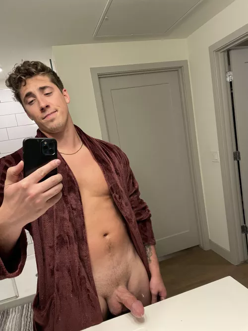 Would you volunteer your throat? I love getting sucked🤪 by brandygirl4