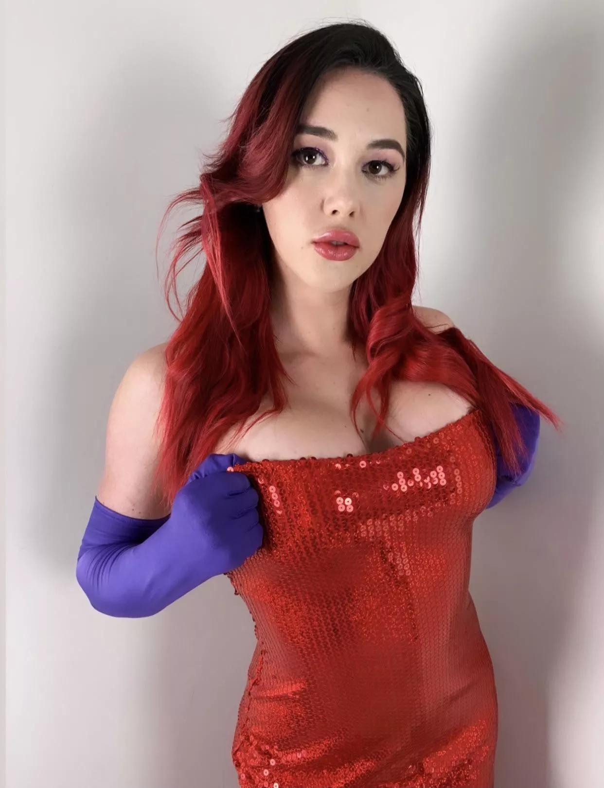 Would you want Jessica Rabbit to suck all the cum out of your hard throbbing cock? posted by Ambergoeswild