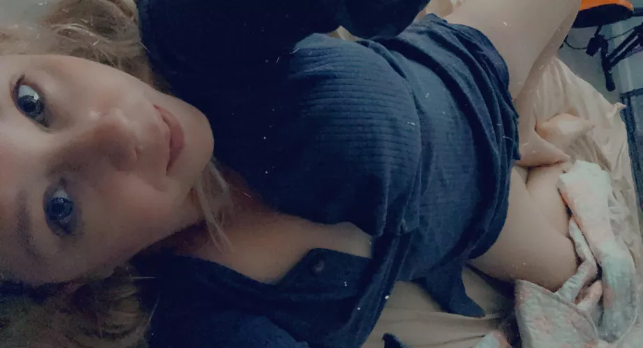 Would you want to wake up next to me… ? Tell me why it’s a yay or nay. 🔥 👀 by AllieLaneBailey