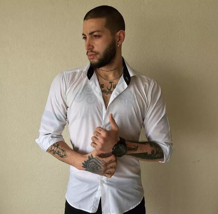 Would you worship me? 👅😏 posted by 20DonJuan20