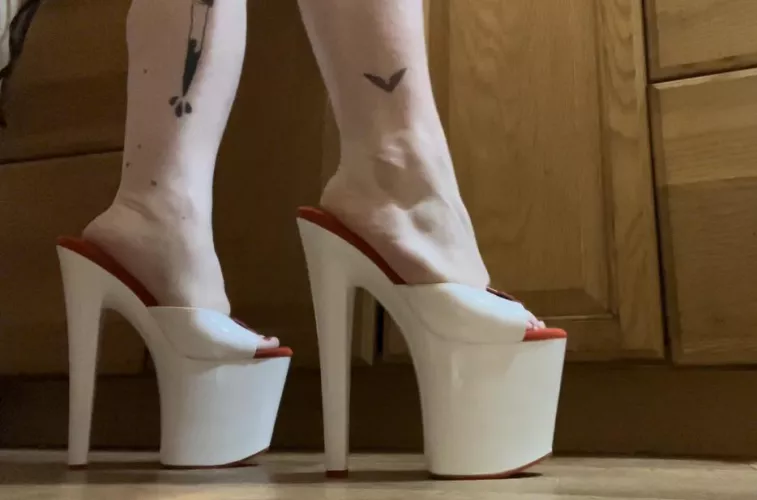 Wouldn’t you love to be beneath them? by Puzzleheaded_Air_122