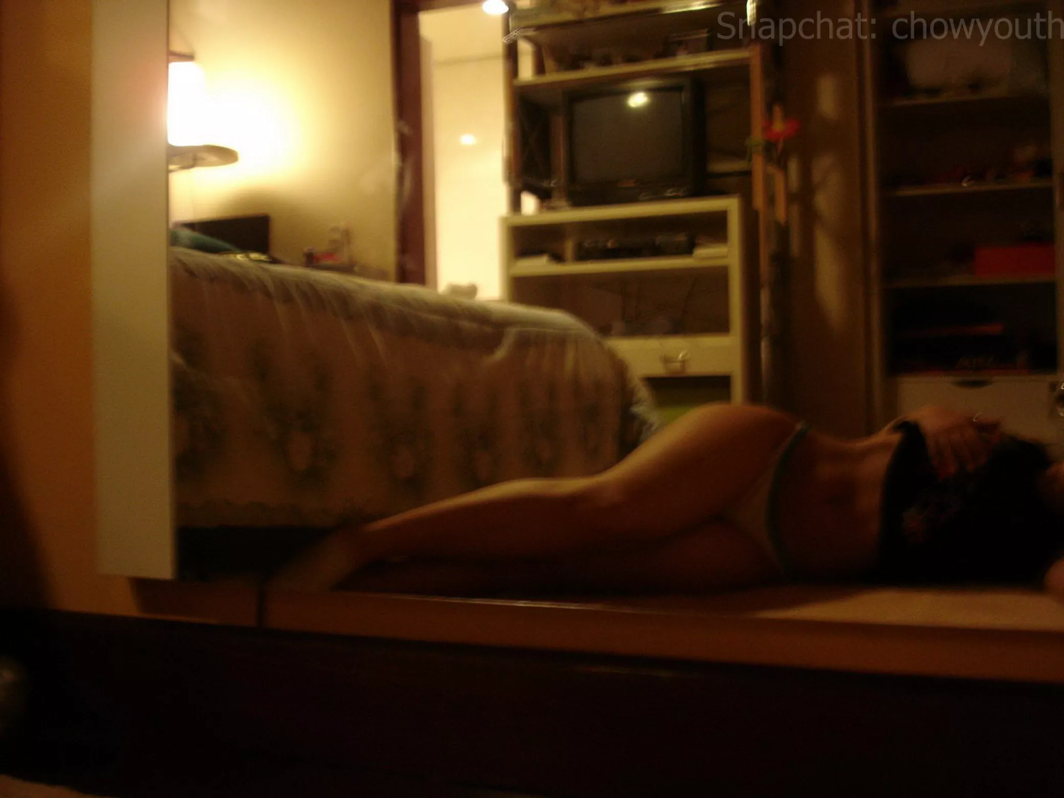 Wow my ass is so small 🤓🤓🤓 posted by OhGoshAThrowaway