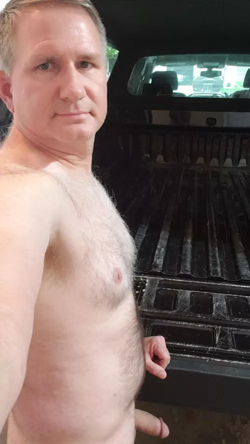 Wow, such empty by seeknaynmad