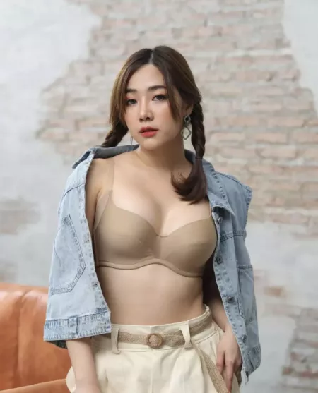 WOWZAA! by therealcyo