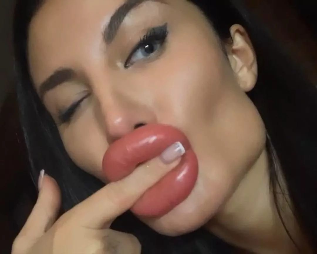 Wrapped around your finger posted by gosterime