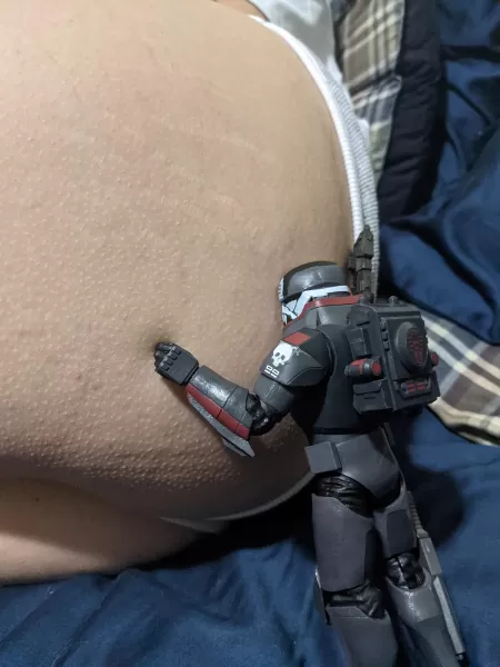 Wrecker squeezing some cheek (unknown) by Blahblahblah455