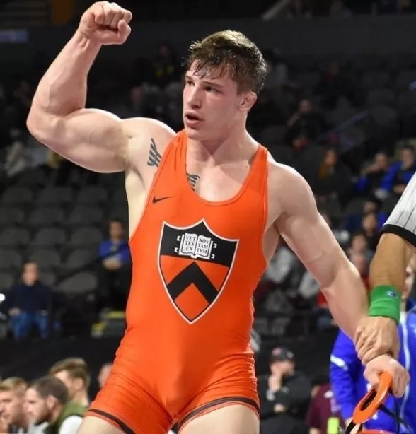 Wrestler posted by hornyjeepbuddy