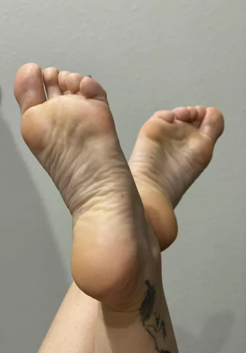 Wrinkles 🥰 by AstronautLocal3176