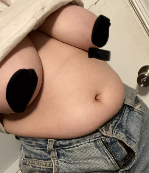 Wtf these fit perfectly fine a week ago…. by UpperEast2020