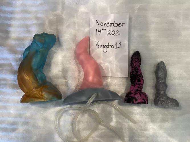 WTS Stan (Small), Kona(Small), Orochi (Mini) and Diego (Mini)! by Kingdra11