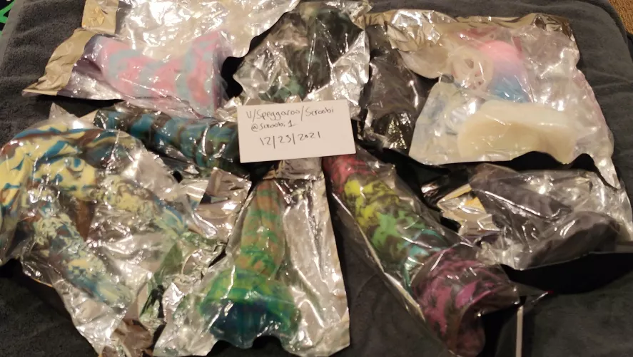 WTS/WTT (USA) Beta Shark, Habu, John, and more, NIB Bad Dragon Toys by speggaroo