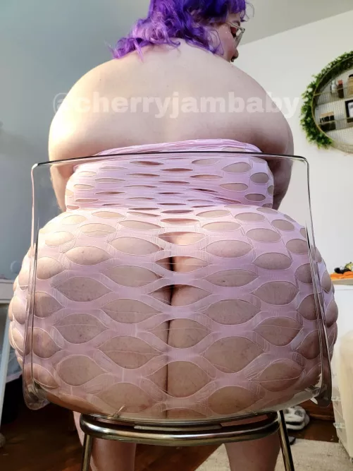 wyd with all this ass? by cherryjambaby
