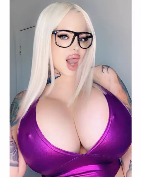 XL top by kingoffuckery