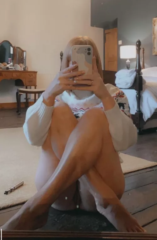 Xmas dinner dress code, I was simply told “Christmas jumper” (f44). So I’m appropriately dressed right? 💋 by insecure-ginger