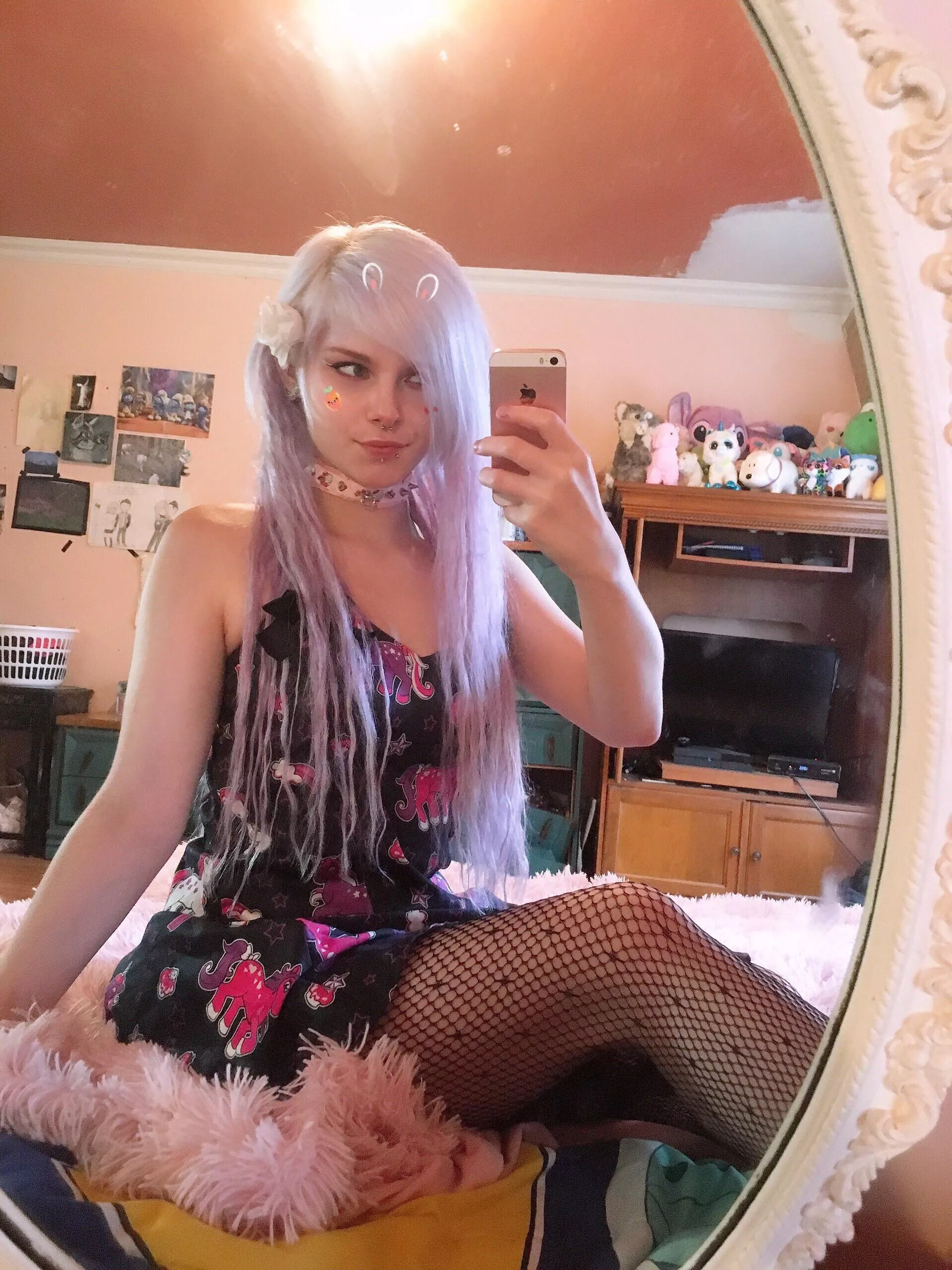 🐰👀 [x-post /r/choker] posted by 10058704