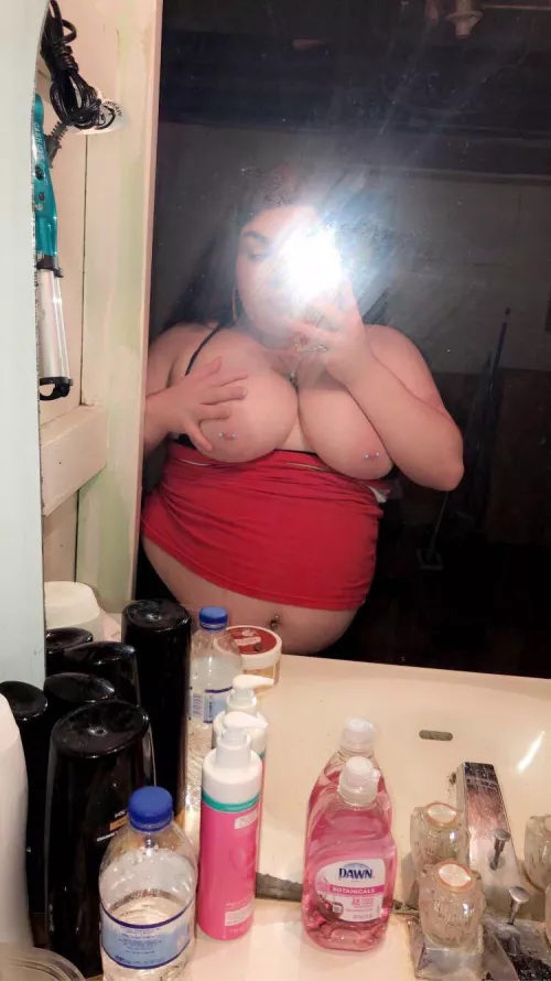 Ya gf send you nudes today? Or I gotta do it ?😘💦 by Top_reddd_xoxo69