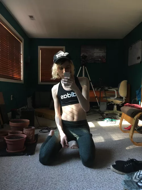 yall like abs? by haunttology